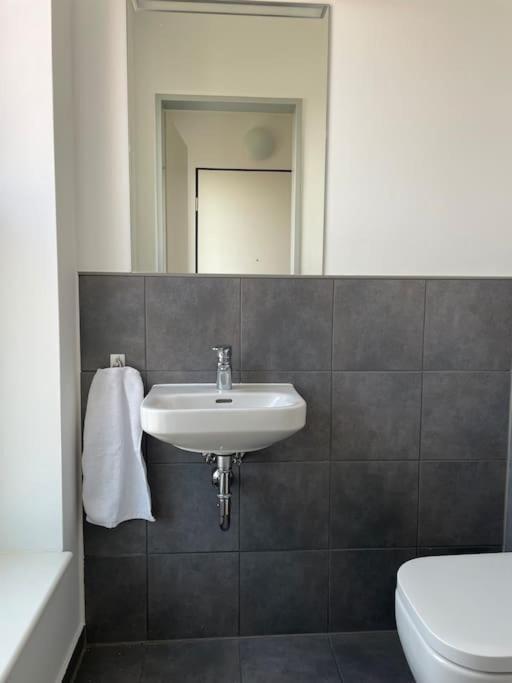 Penthouse-wohnung Mit Flussblick * Oldenburg