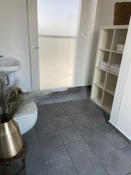 Penthouse-wohnung Mit Flussblick Apartment
